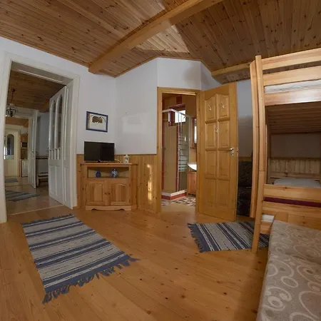 Hauszmann Vendeghaz Πανσιόν